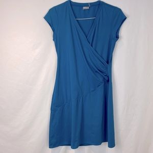 Athleta Size Medium Petite MP Surplice Blue Active Dress Ruched Waist